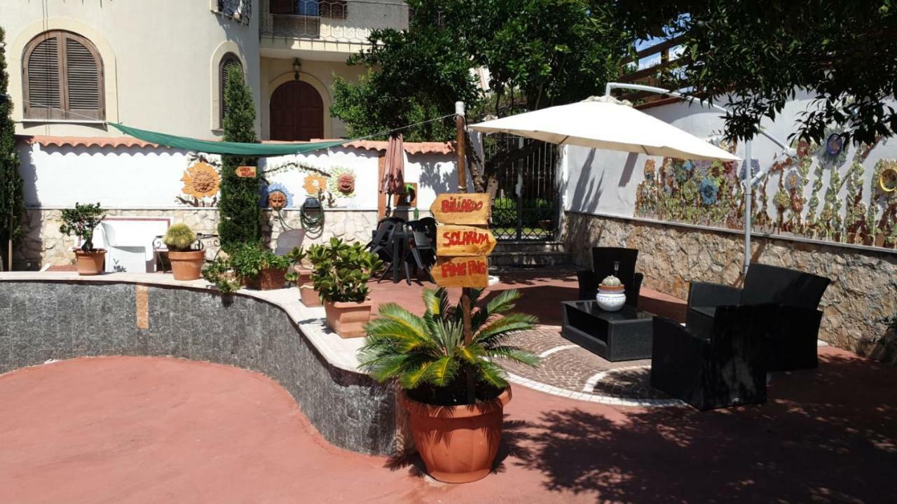 Tabor 1 Garden & Parking * Napels